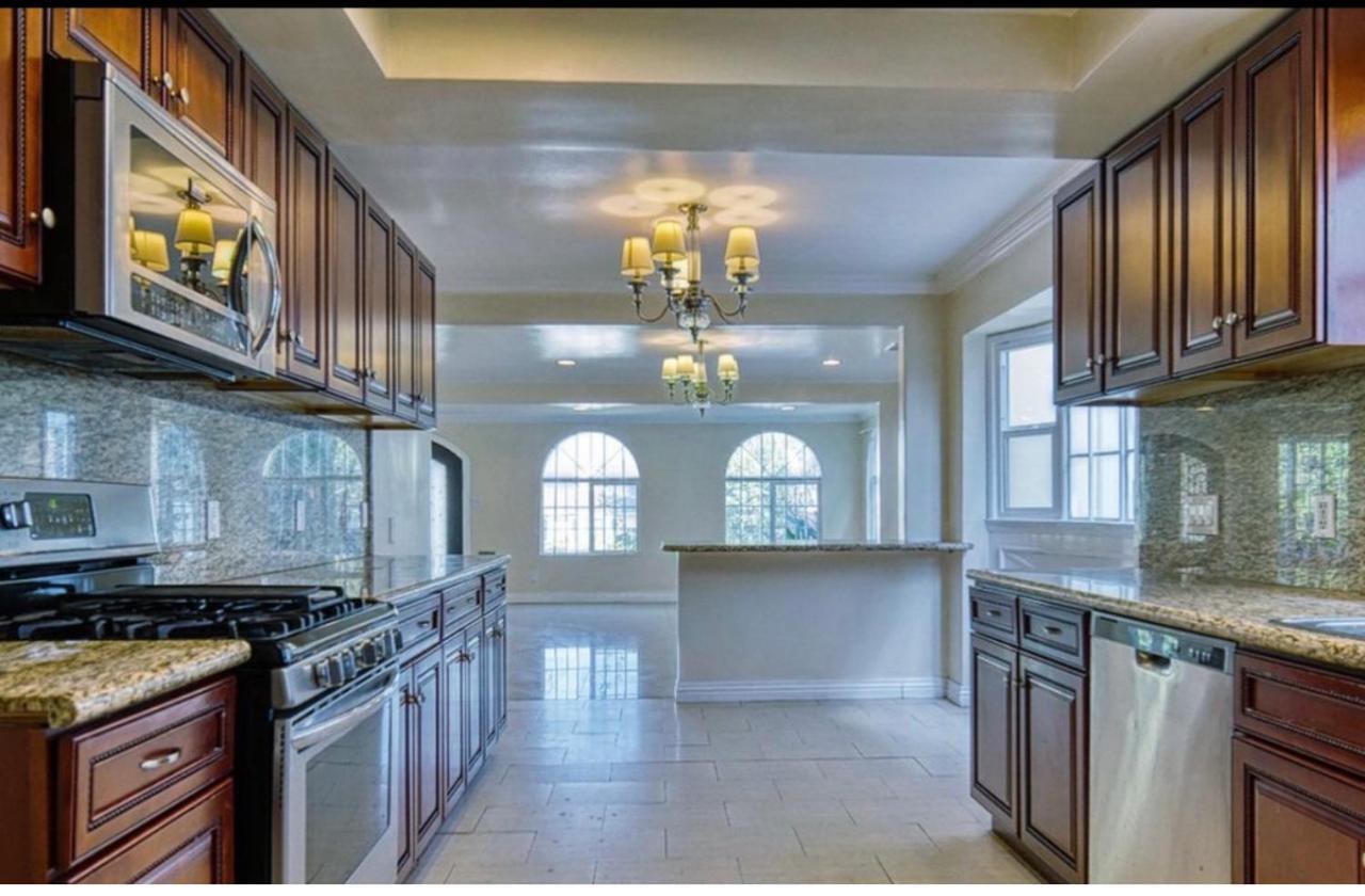 Starhit Beverly Homestay Los Angeles